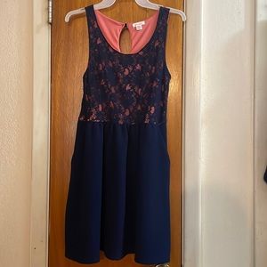 Xhilaration girls dress with pockets and thick durable material